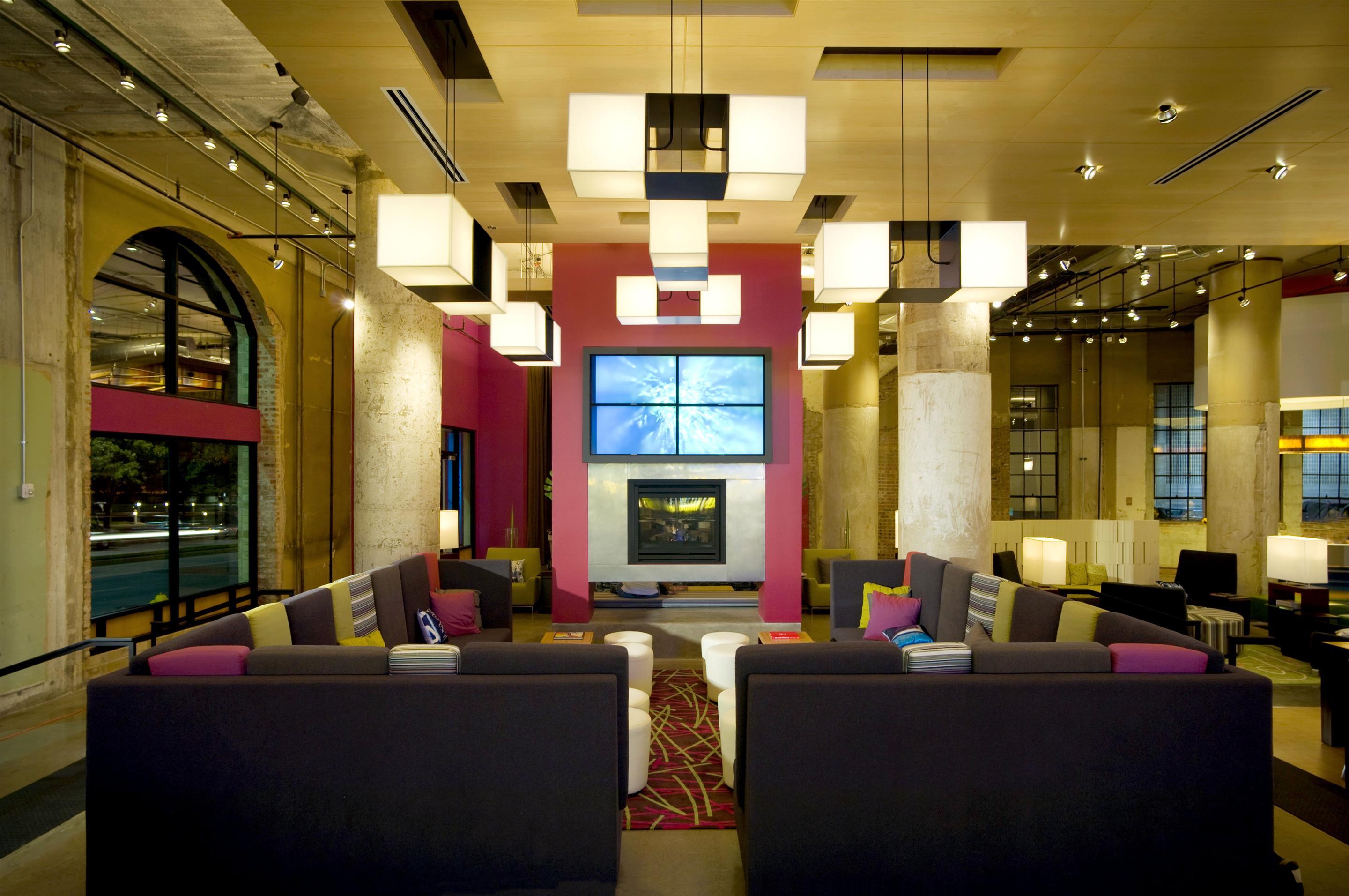 Aloft Dallas Downtown Экстерьер фото