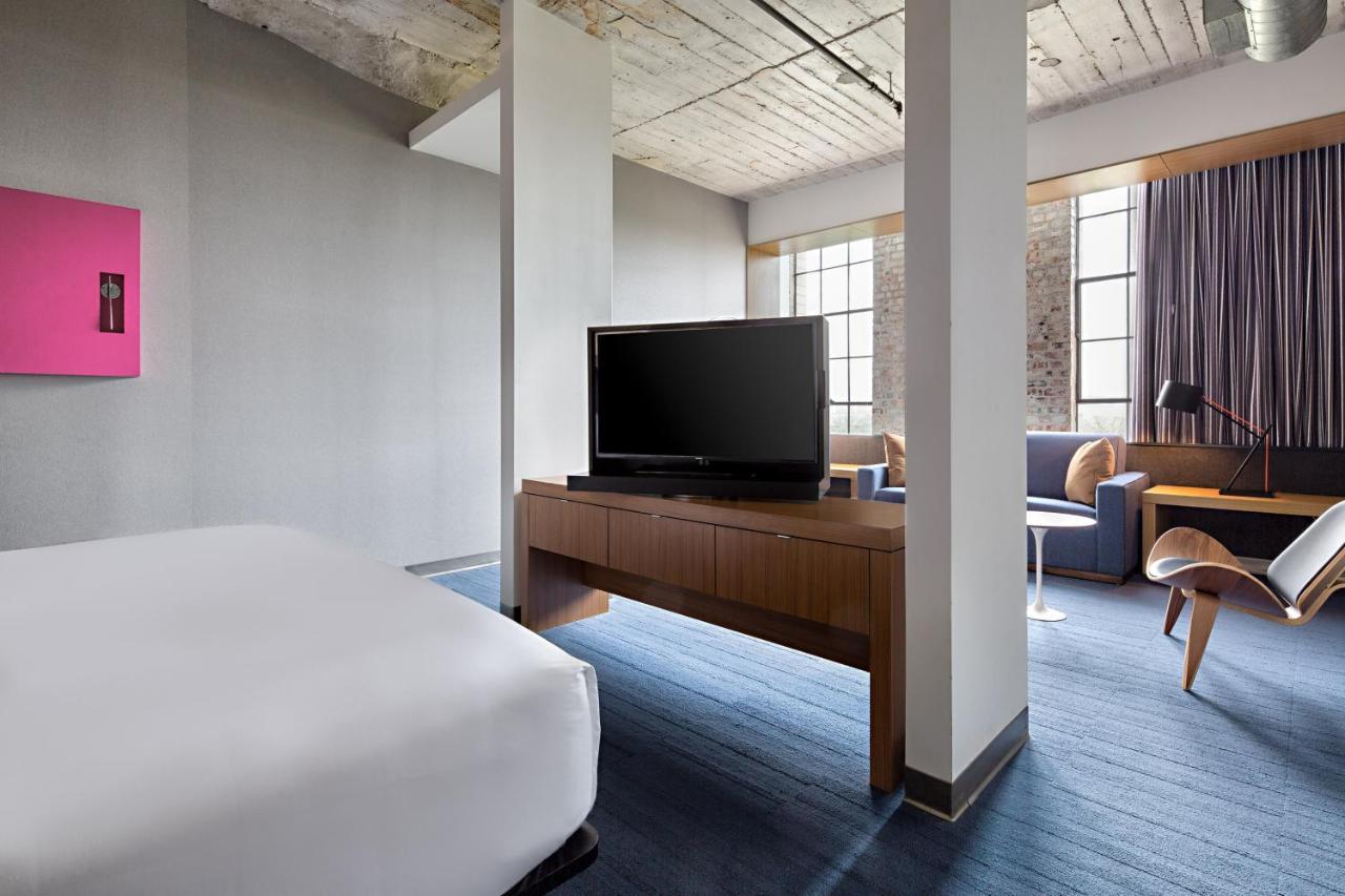 Aloft Dallas Downtown Экстерьер фото