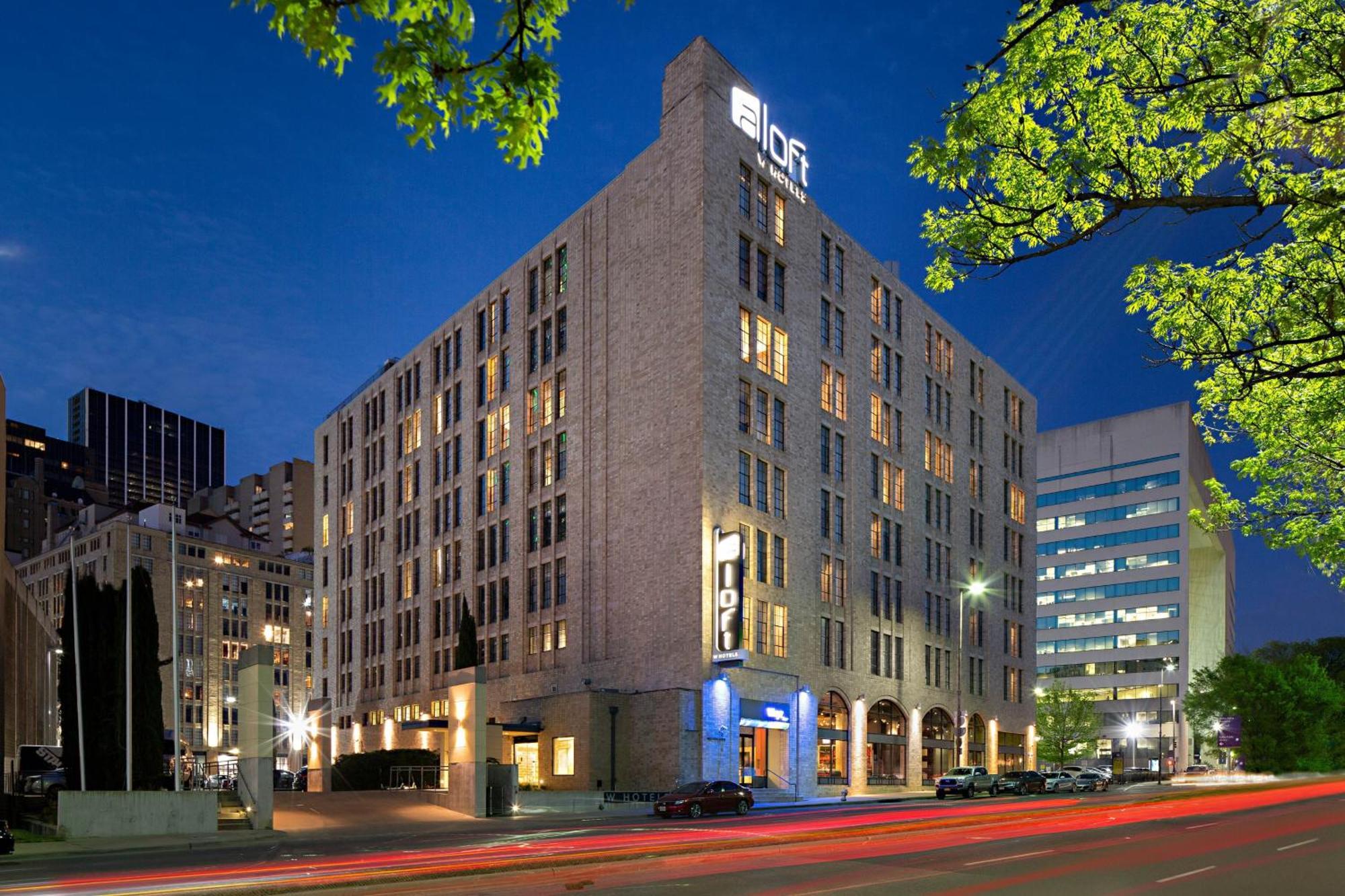 Aloft Dallas Downtown Экстерьер фото